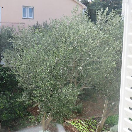 Guest House Miro نوفاليا الغرفة الصورة