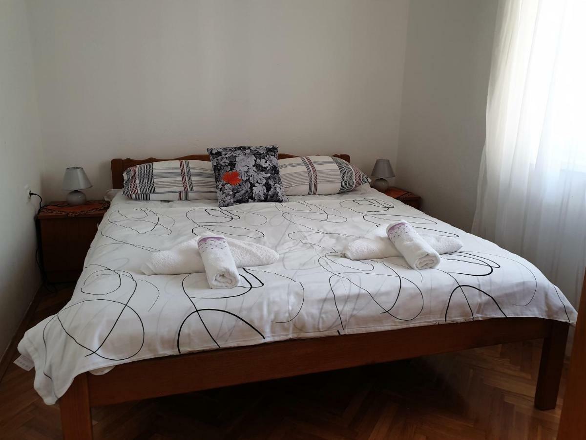 Guest House Miro نوفاليا المظهر الخارجي الصورة