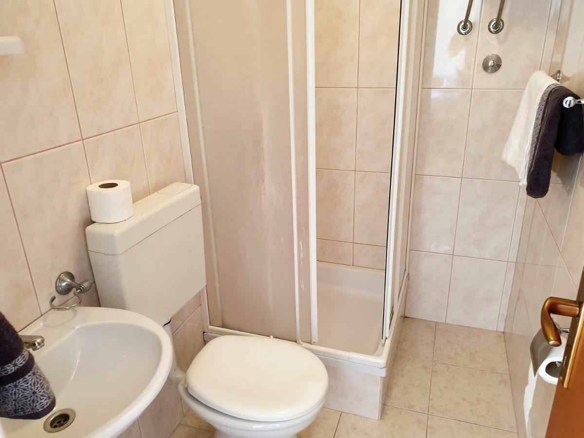 Guest House Miro نوفاليا المظهر الخارجي الصورة