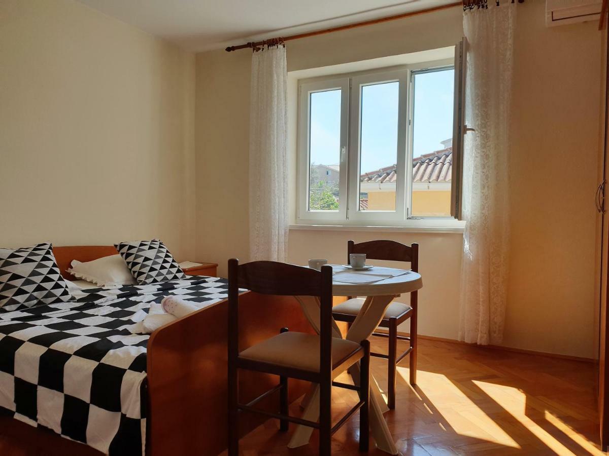 Guest House Miro نوفاليا المظهر الخارجي الصورة